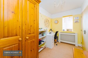 Bedroom- click for photo gallery
